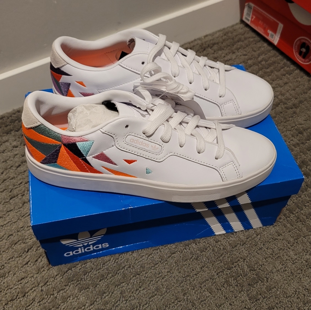 Womens Adidas